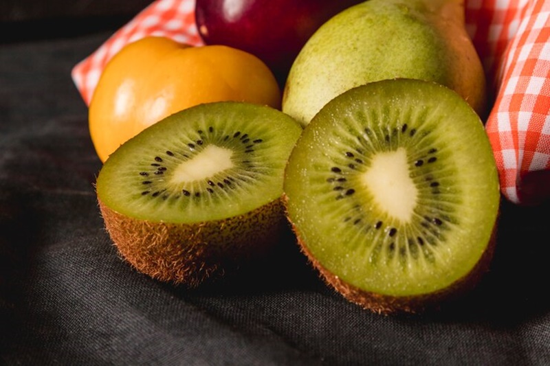 Bổ sung quả kiwi để mạch máu sạch và khỏe mạnh hơn