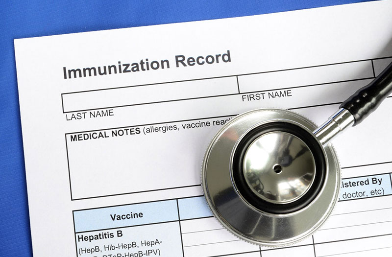 Tìm hiểu về tiêm chủng Immunization record và cách lưu trữ nó?