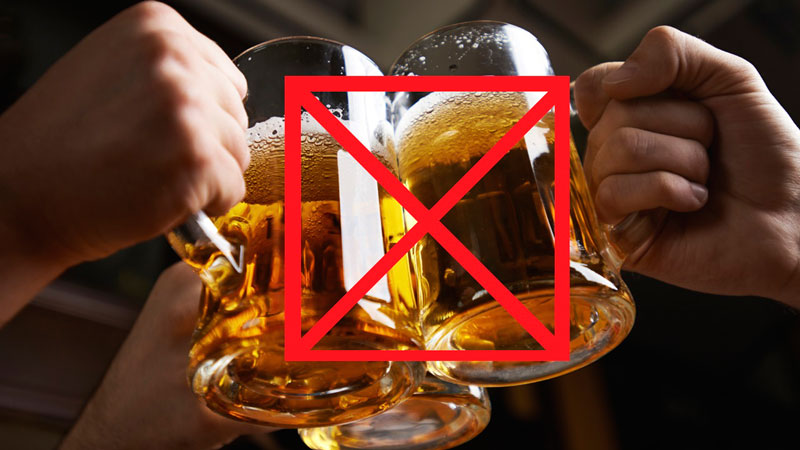 Trong quá trình dùng thuốc bảo vệ niêm mạc dạ dày, bạn cần hạn chế tối đa rượu bia