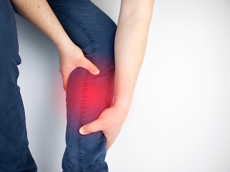 Chân có cơ bị nhiễm khuẩn thường đau và khó co duỗi