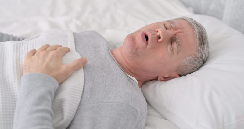 Tim đập nhanh lúc ngủ xảy ra do nhiều nguyên nhân khác nhau