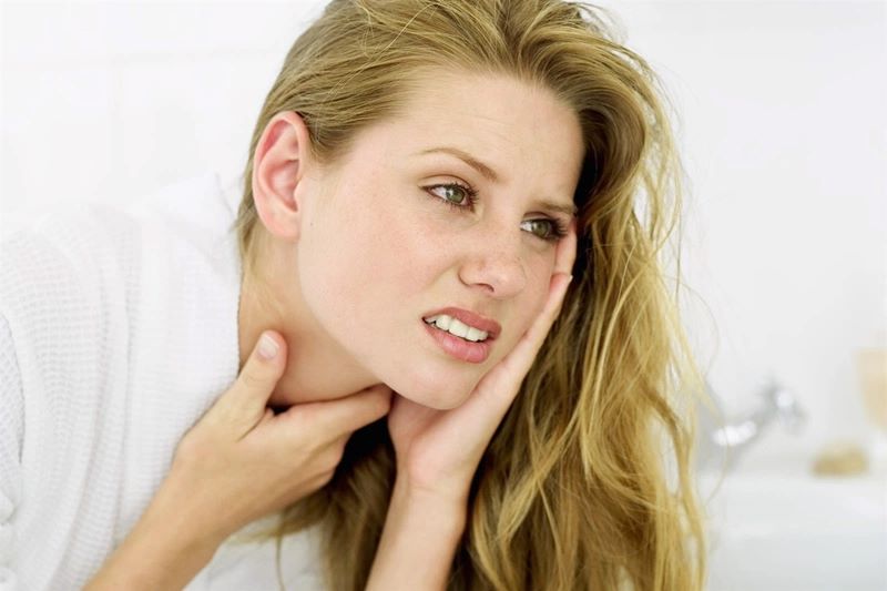 Rối loạn khớp thái dương có thể gây đau nhức tai, họng và nhiều khớp trên mặt khác