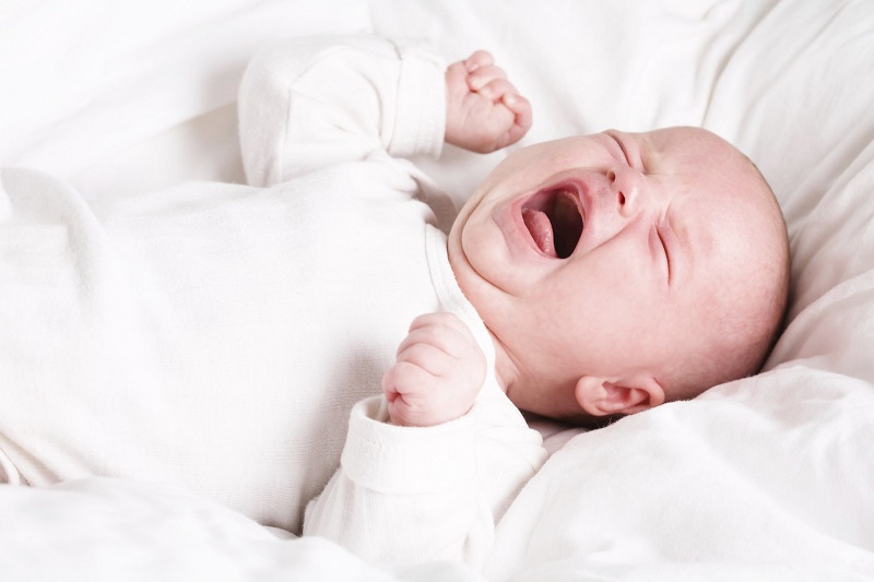 Chu kỳ ngủ ngắn và thất thường có thể khiến trẻ sơ sinh gắt ngủ