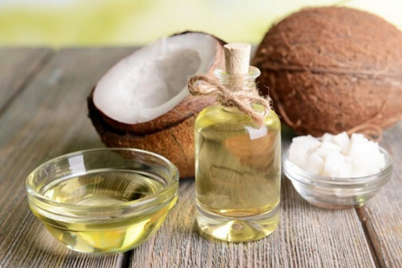 Cách sử dụng và lợi ích của ăn dầu dừa đối với sức khỏe