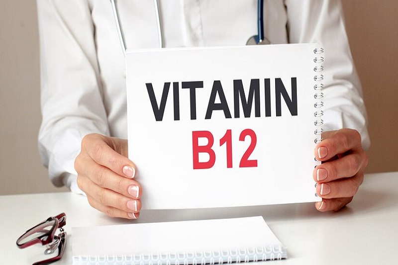 Tăng chỉ số MCHC trong xét nghiệm máu có thể nghi ngờ thiếu vitamin B12 (một thành phần của axit folic)