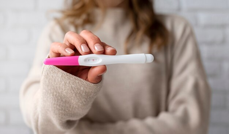 Nhiều chị em phân vân không biết thử thai 2 vạch bao lâu thì đi siêu âm cho chính xác