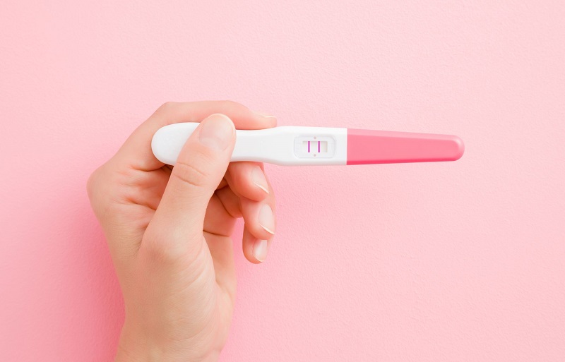 Thử thai 2 vạch nhưng thai có thể chưa vào tử cung do nhiều nguyên nhân