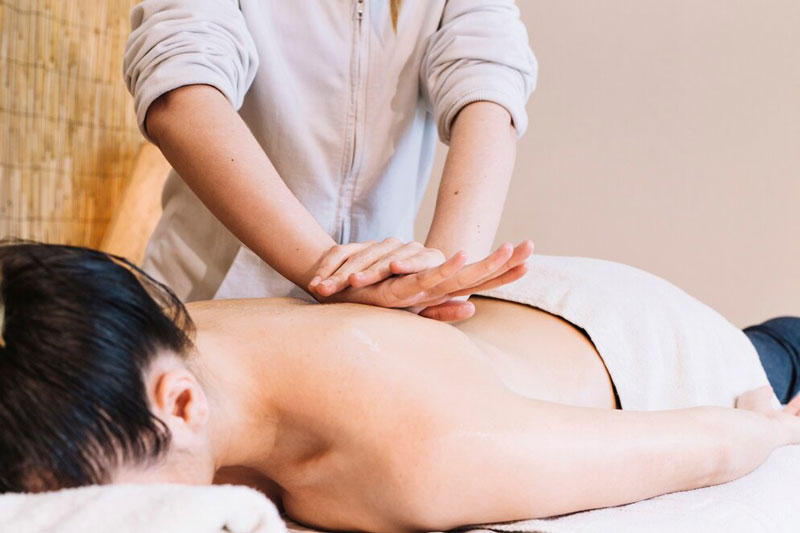 Massage giúp hỗ trợ điều trị thoát vị đĩa đệm