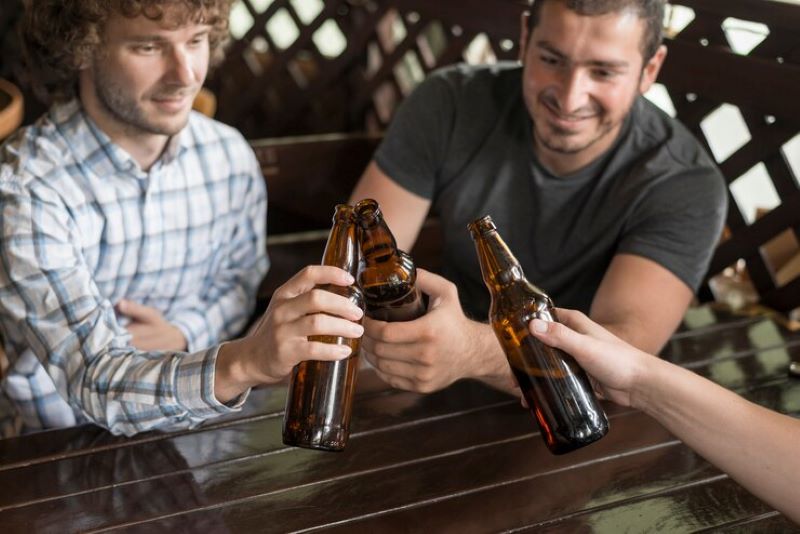Rượu, bia là một trong những tác nhân dẫn đến xơ gan
