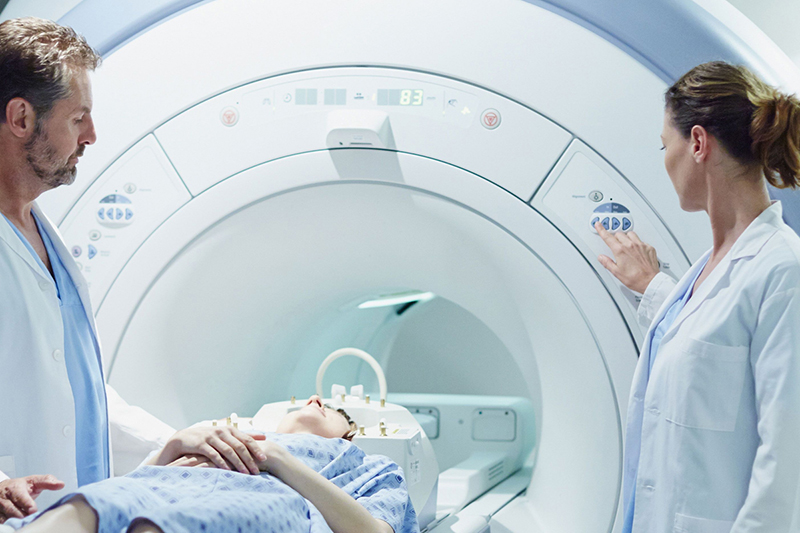 Kỹ thuật chụp MRI cung cấp hình ảnh chất lượng cao về cấu trúc các bộ phận trong cơ thể 