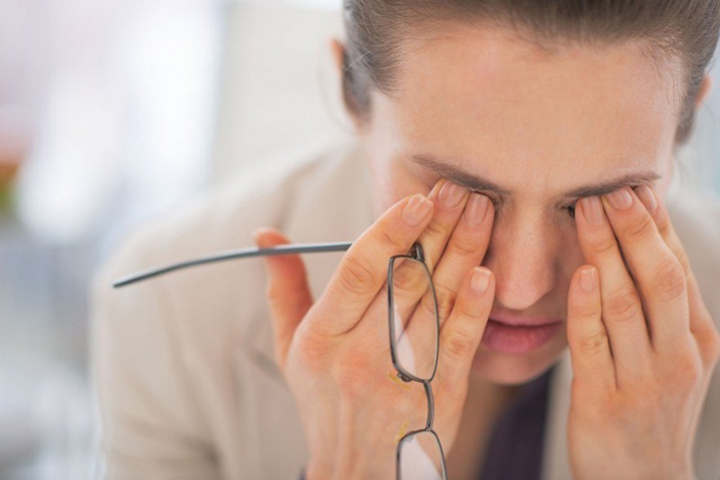 Thị lực của người bệnh viêm màng bồ đào mắt bị giảm sút