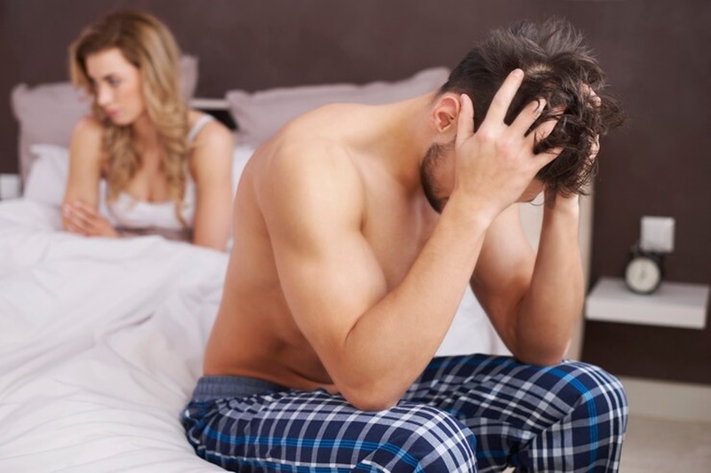 Nghiện thủ dâm khiến nam giới không hứng thú chuyện chăn gối với người bạn đời