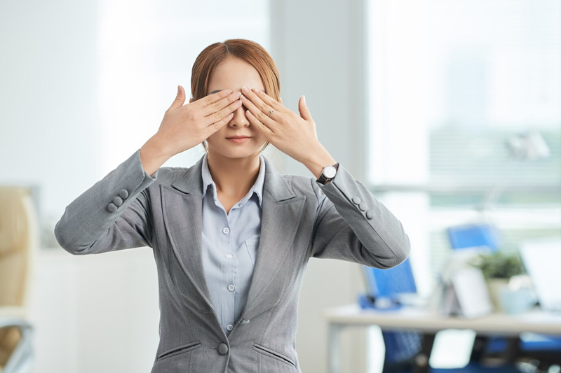 Thuốc bổ mắt Wit giúp làm giảm triệu chứng mỏi mắt do làm việc với máy tính nhiều