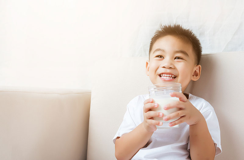 Thuốc bổ sung canxi dành cho trẻ em 3 tuổi có tác dụng phụ không?
