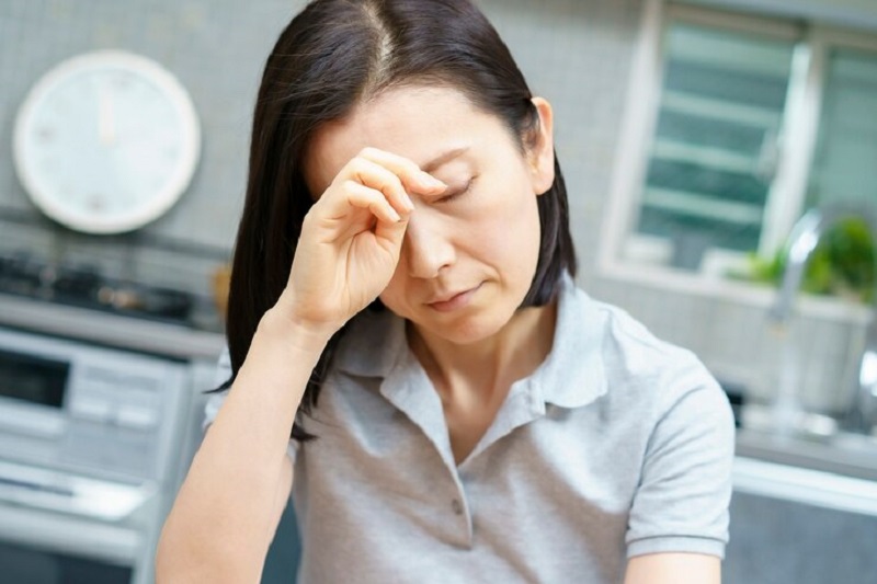 Đau đầu dữ dội, nhìn mờ có thể là triệu chứng của khối u màng não