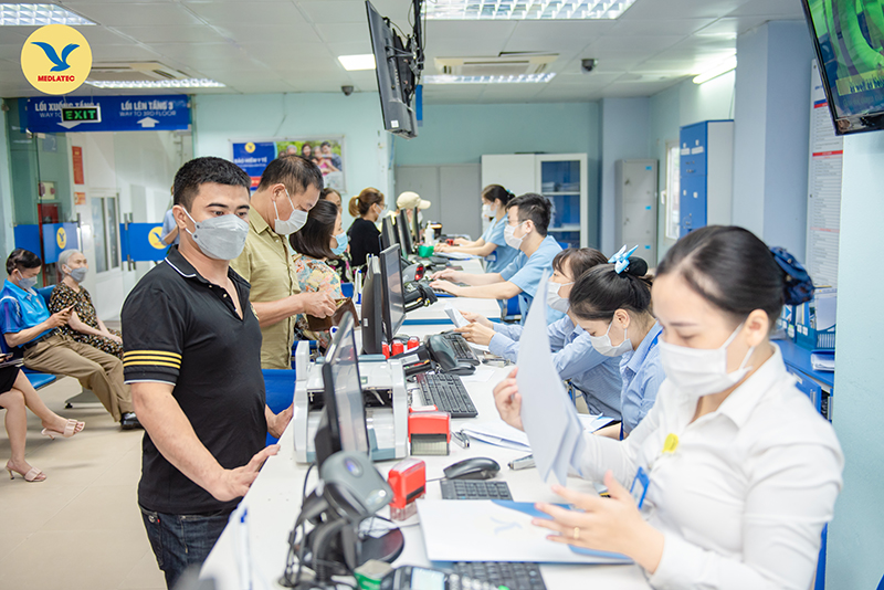 Nên đi khám nếu tình trạng đau quai hàm gần tai bên trái ngày càng nghiêm trọng 