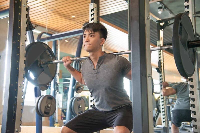 Tập luyện thể dục thể thao đều đặn giúp nam giới duy trì chỉ số mỡ nội tạng ở ngưỡng an toàn