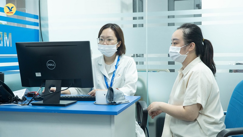 Bác sĩ của MEDLATEC giải đáp thắc mắc 35 tuổi có tiêm ngừa ung thư cổ tử cung được không từ khách hàng