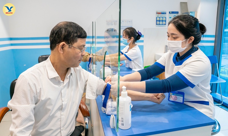 Người bệnh nên thường xuyên khám sức khỏe tại những địa chỉ y tế uy tín