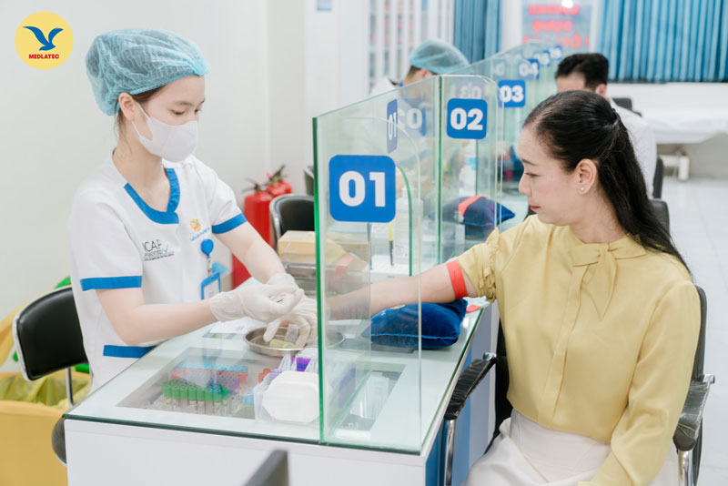 Sốt siêu vi có thể chẩn đoán thông qua xét nghiệm