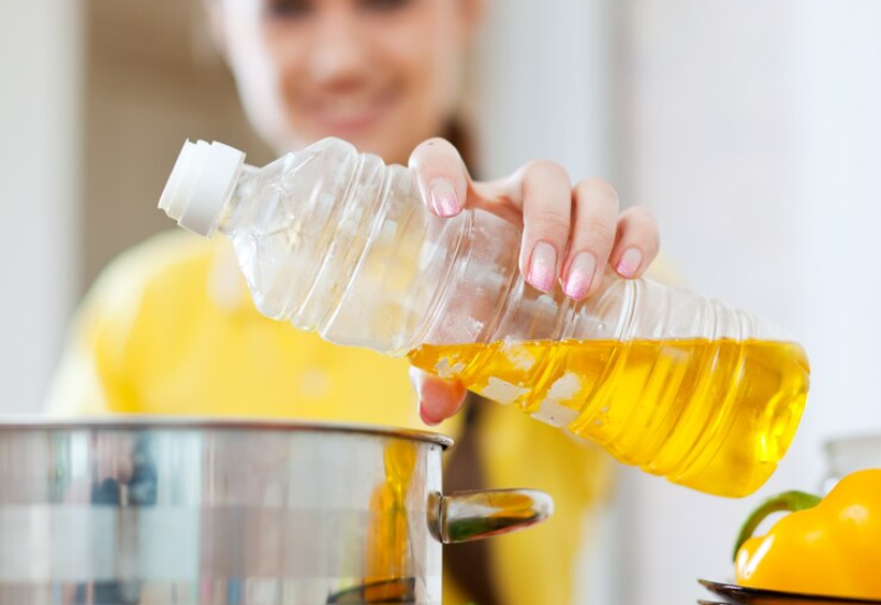 Hạn chế dùng quá nhiều dầu mỡ khi chế biến nấm tràm để đảm bảo giá trị dinh dưỡng