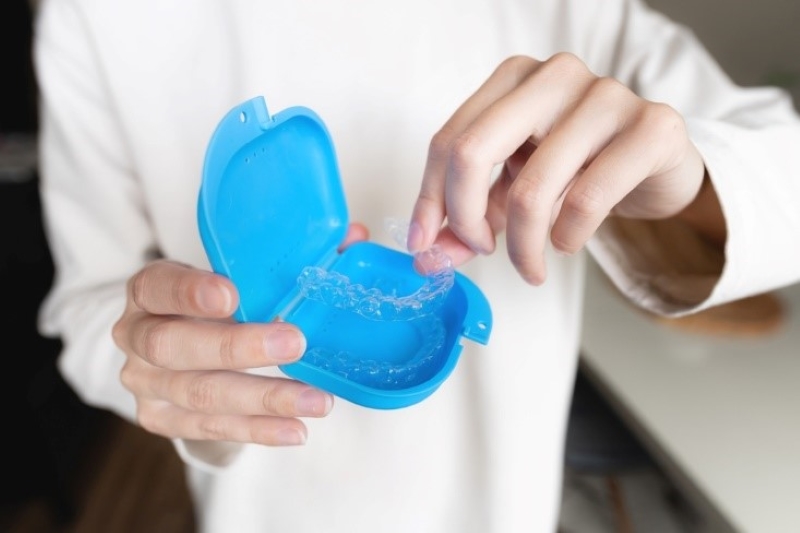 Cần kiên trì sử dụng để đảm bảo tác dụng của máng chống nghiến răng 
