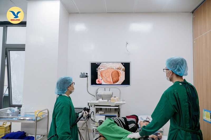Nội soi đại tràng giúp tầm soát ung thư đại tràng và một số bệnh lý khác