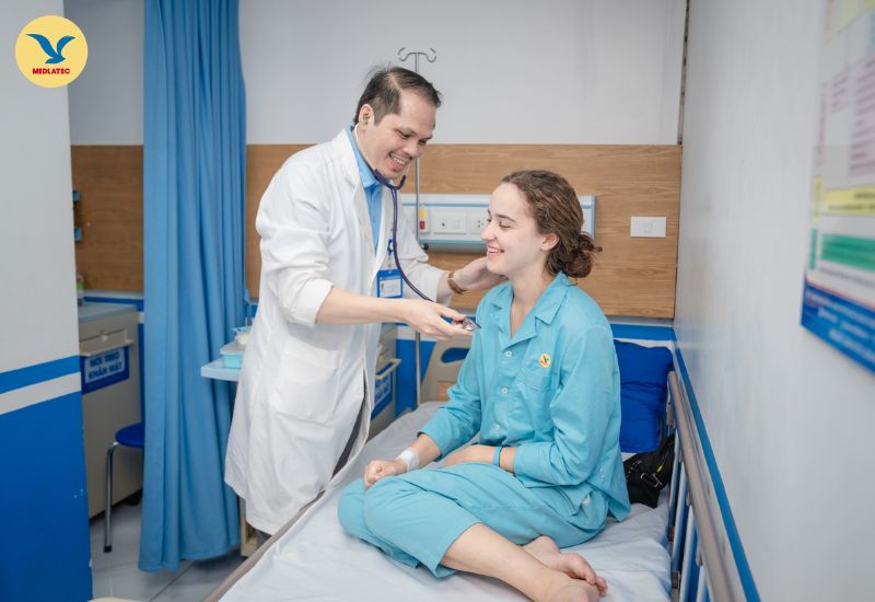 Chăm sóc bệnh nhân suy hô hấp cần được thực hiện đúng cách và tùy theo mức độ bệnh