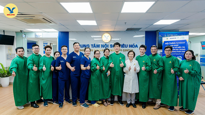 Trung tâm Tiêu hóa MEDLATEC quy tụ đội ngũ chuyên gia đầu ngành giàu kinh nghiệm, cùng hệ thống máy móc trang thiết bị hiện đại 