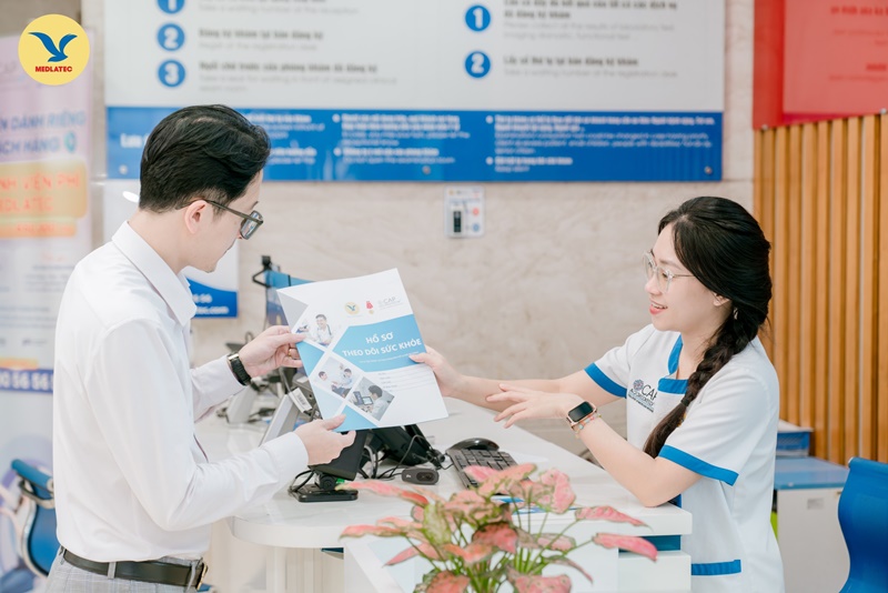 Người bệnh được hướng dẫn tận tình khi thăm khám tại MEDLATEC