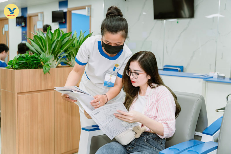 Bạn nên đến khám Da liễu tại những cơ sở y tế đáng tin cậy