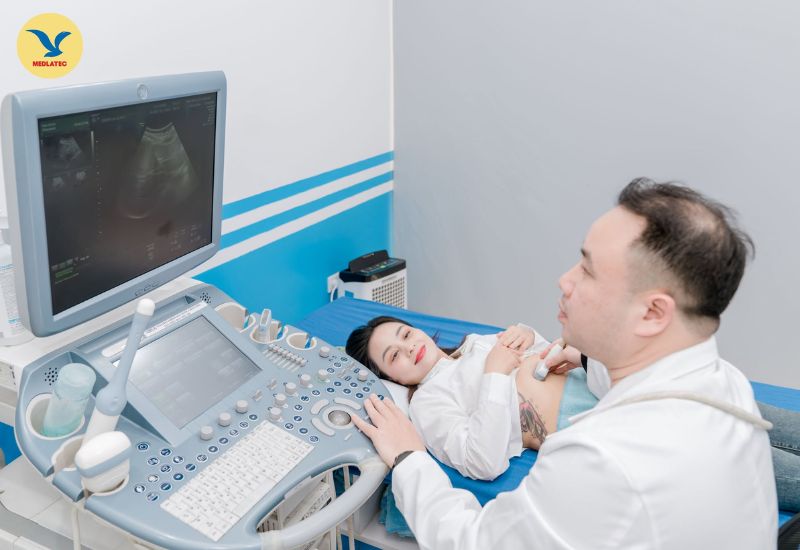 Thăm khám sức khỏe định kỳ là biện pháp dự phòng bệnh hiệu quả