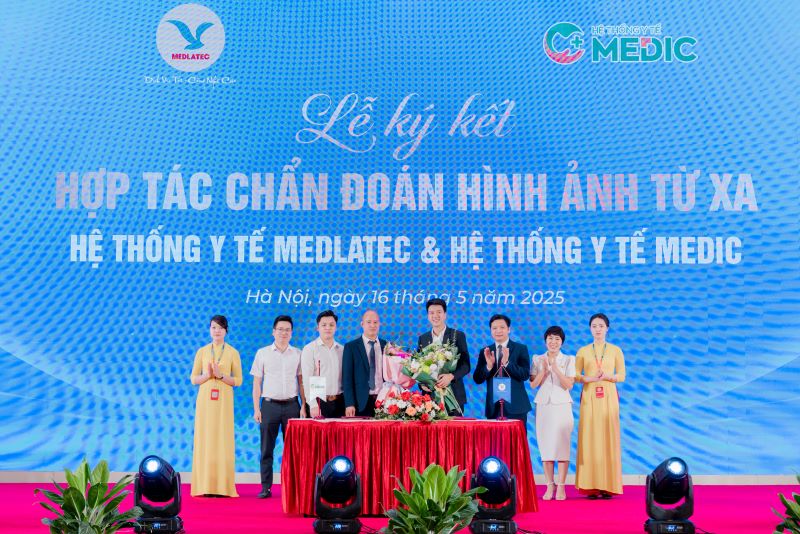 Ký kết hợp tác chiến lược giữa MEDLATEC và Hệ thống Y tế MEDIC 