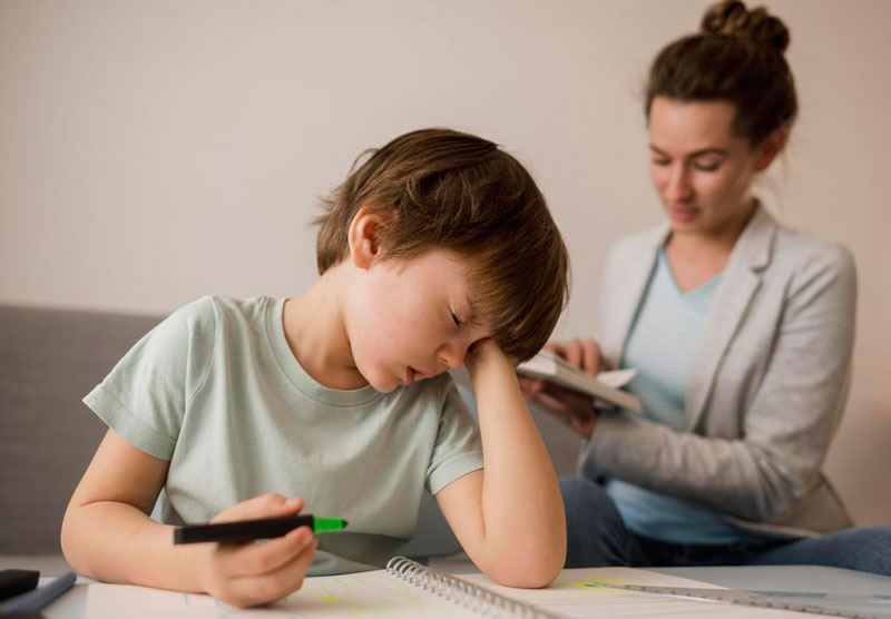 Trẻ mắc hội chứng ADHD thường kém tập trung, thiếu kiên nhẫn 