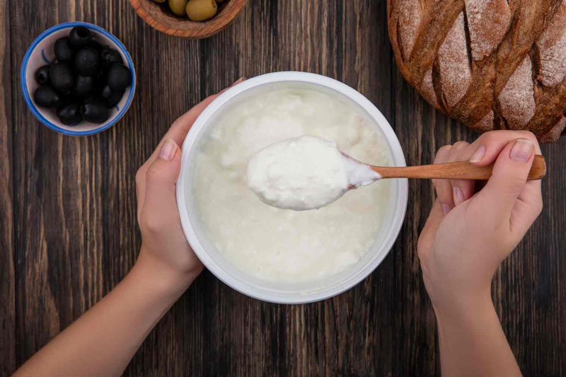 Bạn không nên ăn sữa chua khi bụng đang đói