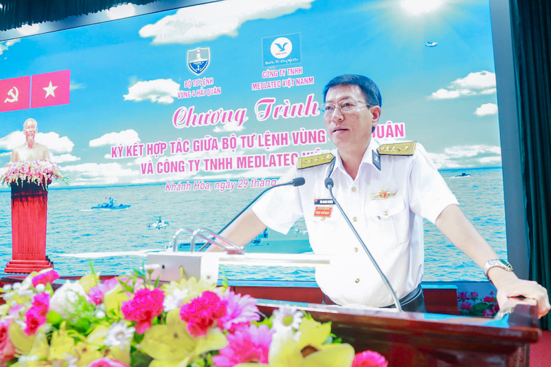 Đại tá Bùi Quang Thuyên - Phó Tư lệnh Hải quân Vùng 4 phát biểu tại buổi lễ 