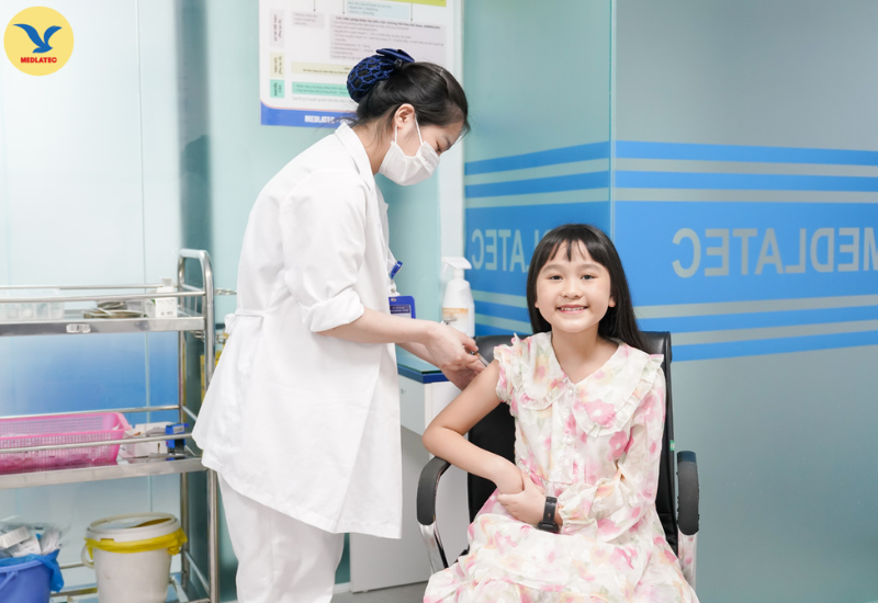 MEDLATEC là đơn vị tiêm phòng bệnh dại uy tín, an toàn cho bạn và gia đình