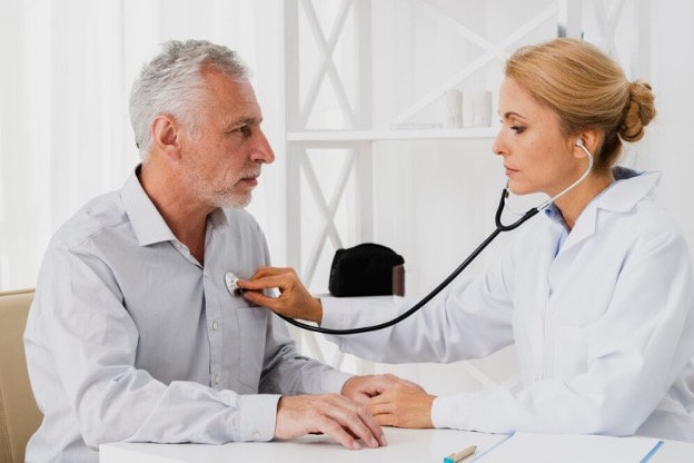 Điều trị tốt bệnh lý nền là một phần quan trọng trong kiểm soát sa sút trí tuệ do nguyên nhân mạch máu
