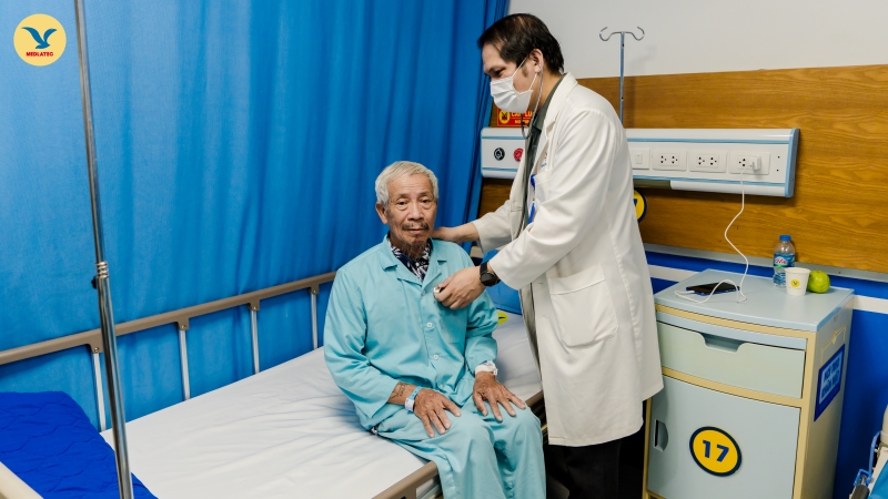 Ông T. bày tỏ sự đánh giá cao đối với trình độ chuyên môn của đội ngũ y bác sĩ cũng như kỹ thuật tân tiến được ứng dụng tại MEDLATEC  
