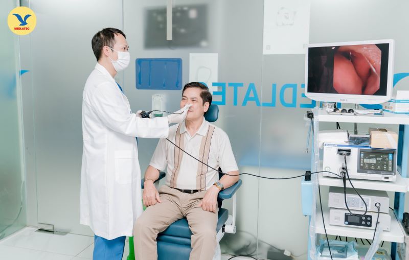 Bệnh nhân nội soi tai mũi họng tại hệ thống Bệnh viện - Phòng khám Đa khoa MEDLATEC 