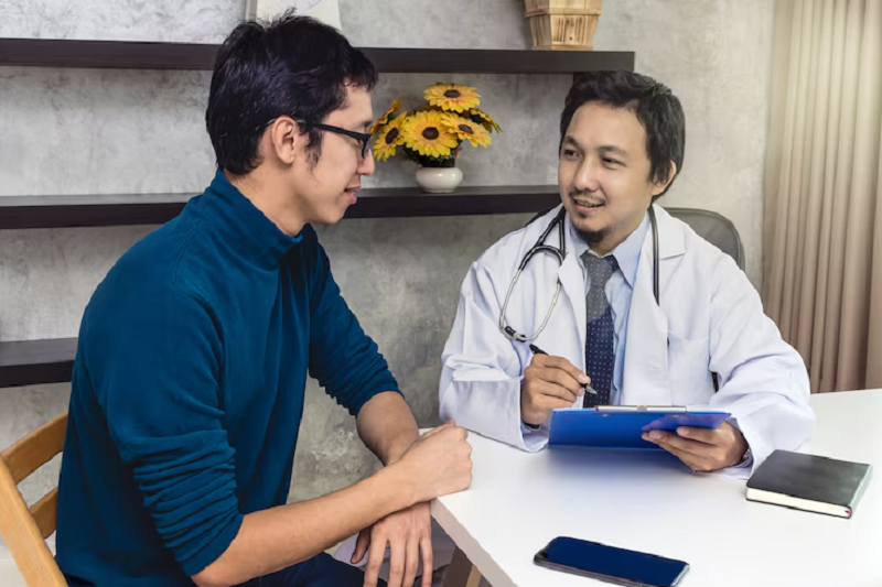 Khám nam khoa định kỳ giúp nam giới trung niên kịp thời ngăn ngừa các nguy cơ gây suy giảm sinh lý