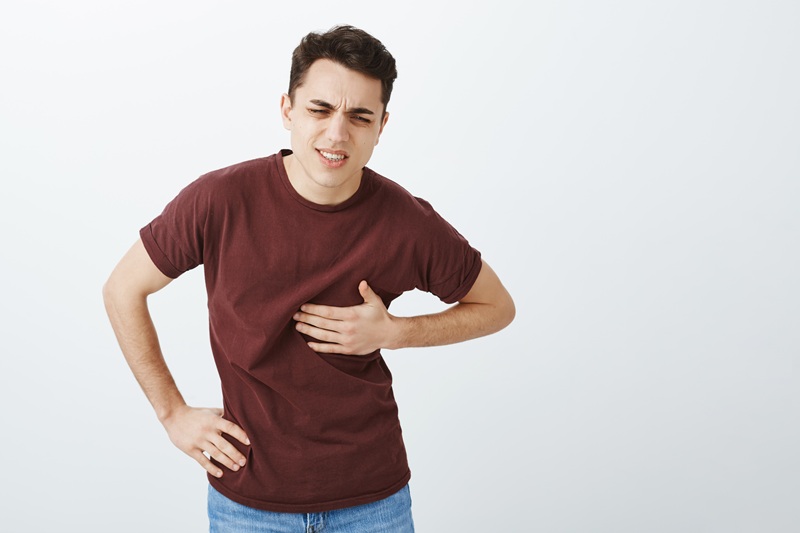 Thoát vị khe hoành thường gây triệu chứng đau bụng