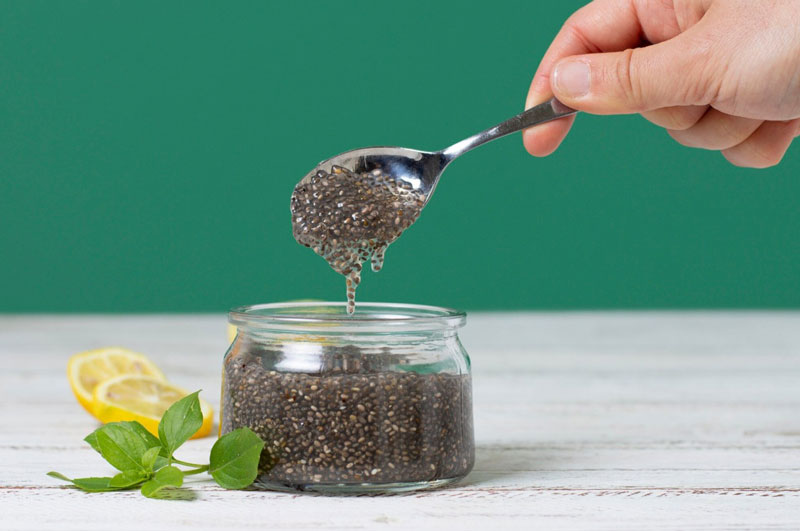 Hạt chia ngâm nước lọc hỗ trợ giảm cân