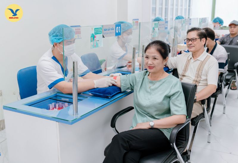 Thăm khám sức khỏe tại MEDLATEC khi gặp vấn đề bất thường về phụ khoa