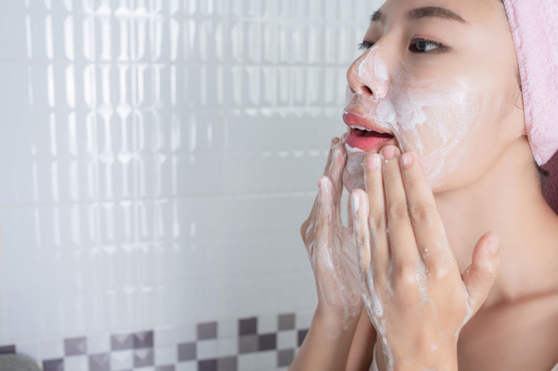 Sau triệt lông nên chăm sóc và bảo vệ da một cách nhẹ nhàng