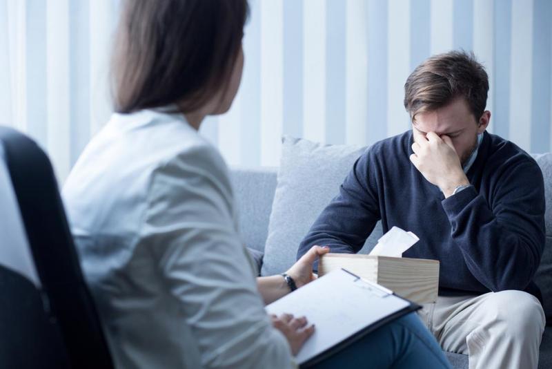 Sang chấn tâm lý là một trong những yếu tố làm tăng nguy cơ bị rối loạn tâm thần phân liệt