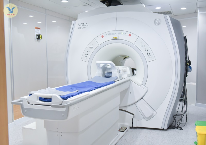 Chụp cộng hưởng từ để loại trừ các bệnh lý khác như u tủy, viêm tủy, thoái hoá đốt sống cổ.
