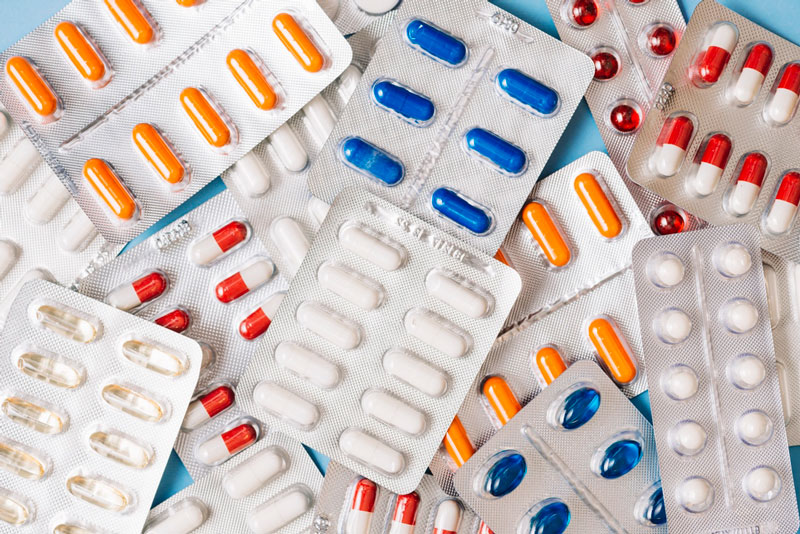 Terbinafine có khả năng tạo phản ứng với nhiều loại thuốc khác nếu dùng đồng thời