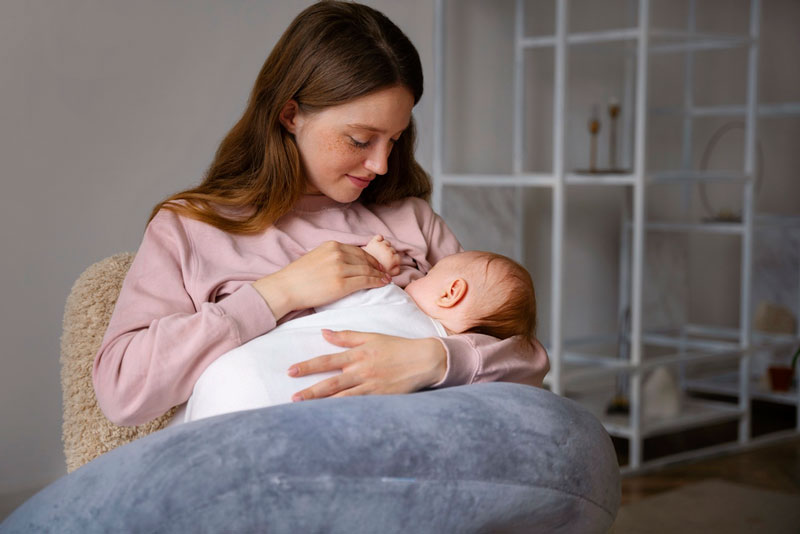Phụ nữ đang cho con bú không được khuyến khích sử dụng thuốc trị nấm Terbinafine 