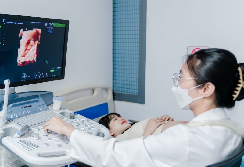 Chị em bị u nang buồng trứng vẫn có khả năng mang thai nếu được theo dõi và điều trị tốt